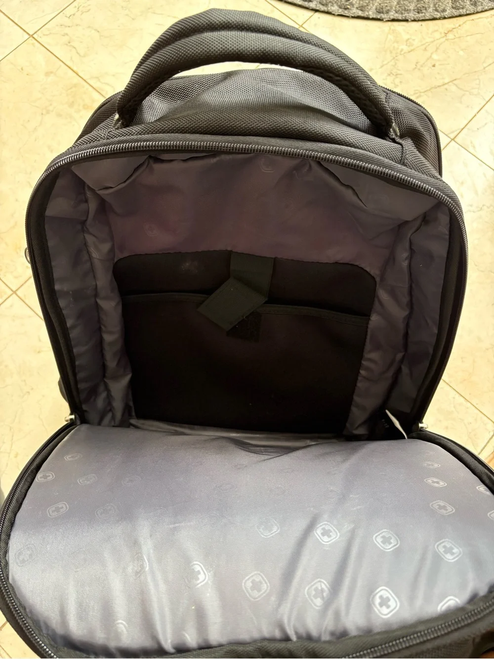 Swiss Gear Black Men's Laptop Backpack - Durable Commuter Bag